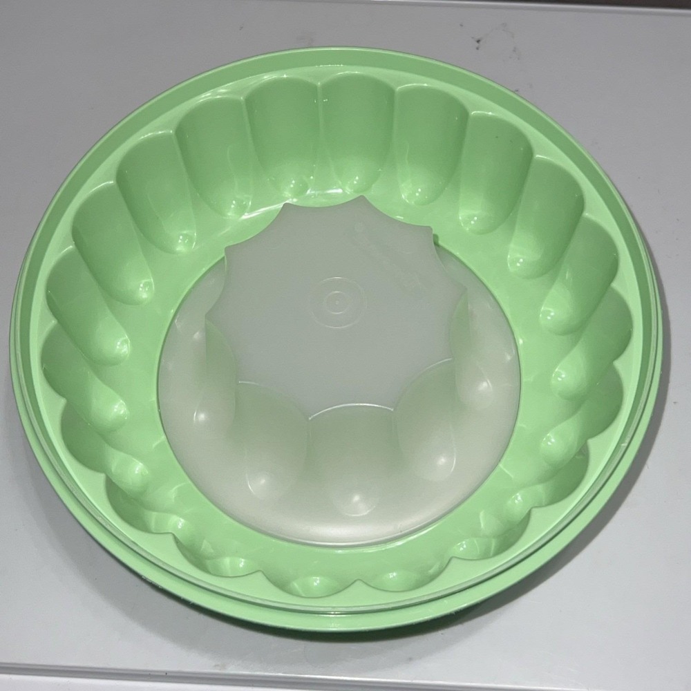 Vintage 1970s Tupperware Jello Mold Ice Ring #1202 Fluted Mint Green No Lid 2 Pc
